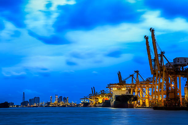 container cargo